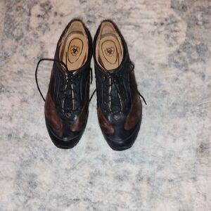 Ariat Two-Tone Black and Brown Oxfords